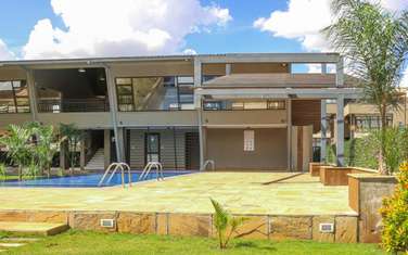 4 Bed Townhouse with En Suite at Near Wilson Airport