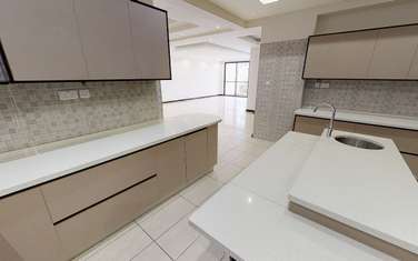 3 Bed Apartment with En Suite at Peponi Rd