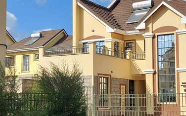 4 Bed Townhouse with En Suite in Ngong