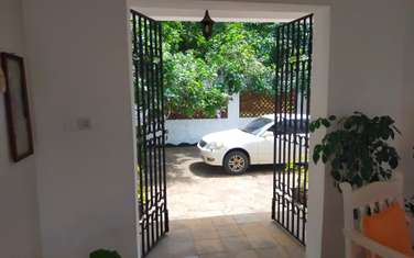 4 Bed Villa with En Suite in Kikambala