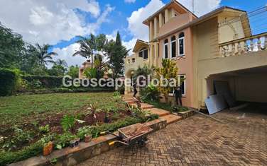 5 Bed House with En Suite in Spring Valley