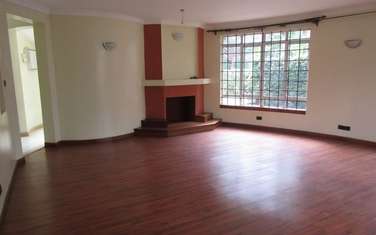 4 Bed House  in Riverside