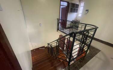 6 Bed Townhouse with En Suite at Kirawa Road