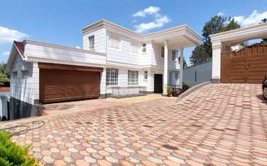 6 Bed House with En Suite in Kitisuru