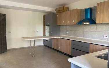 3 Bed Apartment with En Suite at Oloitoktok Rd