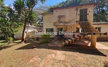 4 Bed House with En Suite in Rosslyn