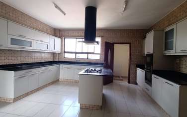 3 bedroom apartment for rent in Kilimani