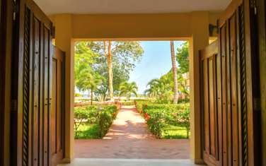 Serviced 2 Bed Apartment with En Suite in Malindi