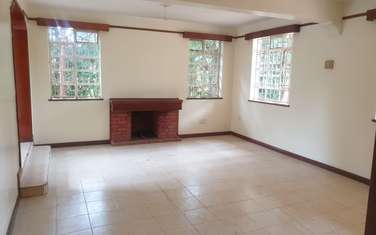 5 Bed House  in Thome