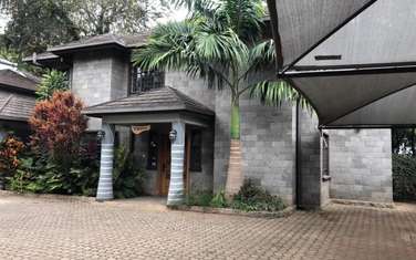 5 Bed Townhouse with En Suite at Peponi Road