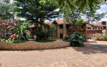 4 Bed House with En Suite at Runda