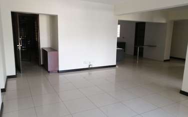 4 Bed Apartment with Aircon in Parklands