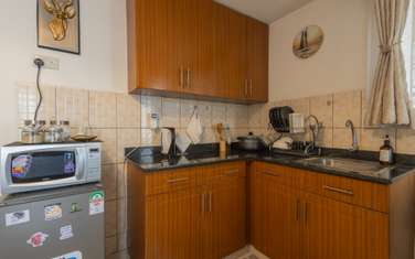 Serviced 1 Bed Apartment with En Suite at Kodi 2 Road