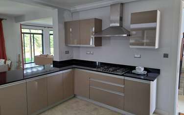 4 Bed Townhouse with En Suite in Runda