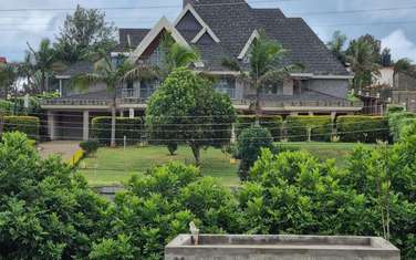 6 Bed House with En Suite at Old Runda