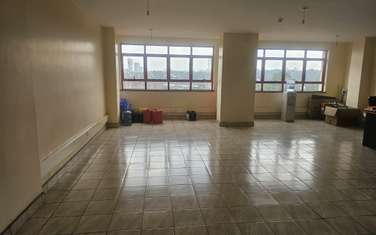 905 ft² Office with Service Charge Included at Ngara