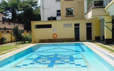 3 Bed Apartment with Swimming Pool in Tudor