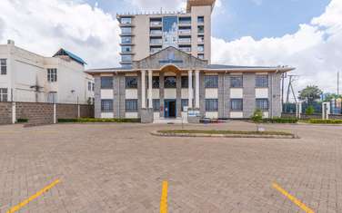 464.5 m² office for rent in Upper Hill