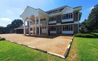 7 Bed House with En Suite at Runda