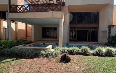 5 Bed Townhouse with Garden at Lavington Area
