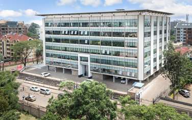 2,500 ft² Commercial Property with Service Charge Included at Lenana Road