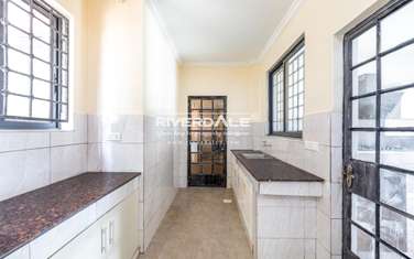 3 Bed Apartment with En Suite in Parklands