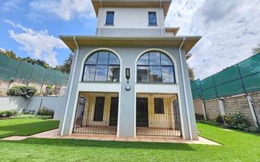 5 Bed House with En Suite at Kyuna