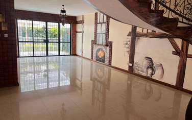 4 Bed Townhouse with En Suite in Brookside