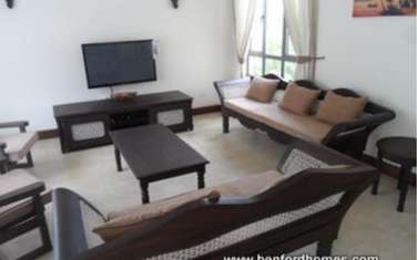 Serviced 2 Bed Apartment with Aircon at Malindi Road