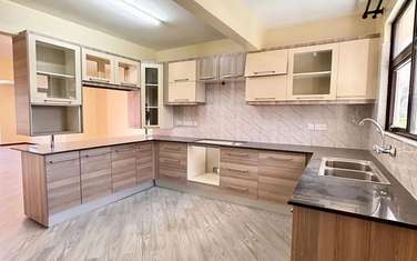 5 Bed House with En Suite at Syokimau