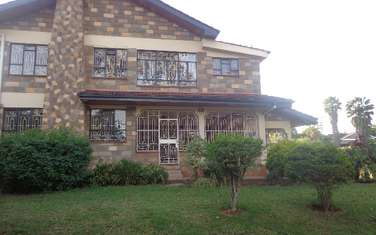 6 Bed House with En Suite in Nyari