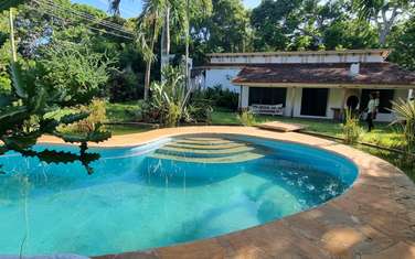 3 Bed House with Swimming Pool at Serena