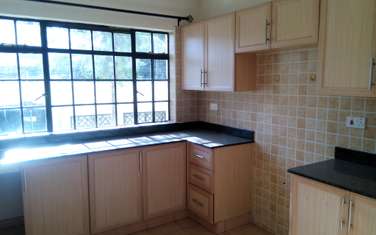 2 Bed Apartment with En Suite at Near Methodist Guesthouse.