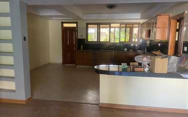 Serviced 3 Bed Apartment with Aircon at Rhapta Road Westlands