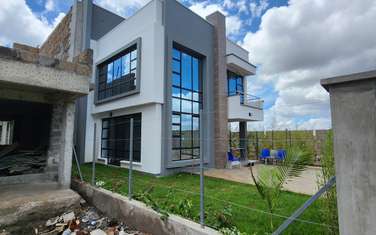 4 Bed Villa with Swimming Pool at Eastern Bypass