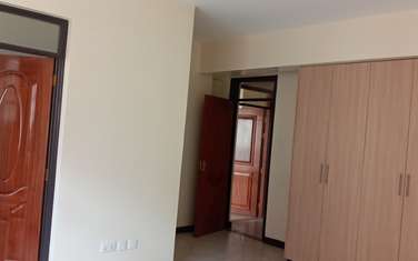 2 Bed Apartment with Balcony in Mountain View