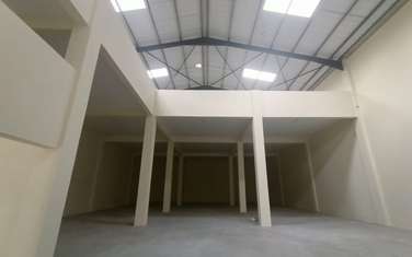 12,000 ft² Warehouse with Backup Generator in Ruaraka