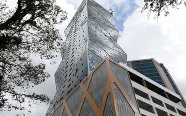 2,500 ft² Office with Aircon at Prism Towers
