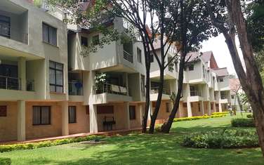 5 Bed Townhouse with En Suite at Convent Drive