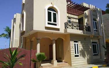 5 Bed Townhouse with Swimming Pool in Nyali Area