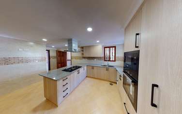 5 Bed House with En Suite at Spring Valley