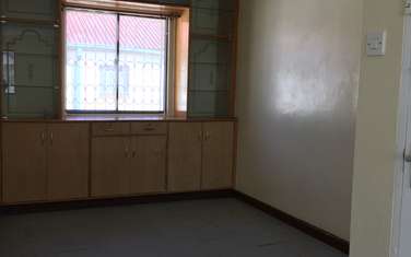 3 Bed Apartment with En Suite at Nyayo Estate Embakasi
