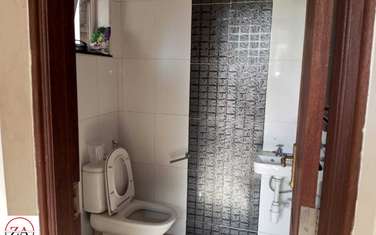 5 Bed House with En Suite at Lavington