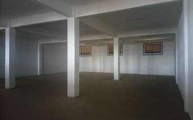 8,500 ft² Warehouse with Service Charge Included in Mlolongo