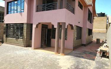5 Bed Villa with En Suite at Membley Estate