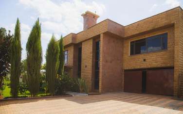 5 Bed Villa with En Suite at Kahawa