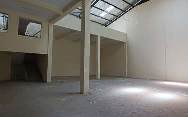 6,000 ft² Warehouse with Parking in Ruiru