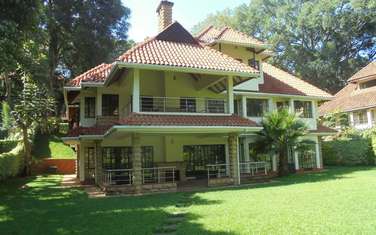 5 Bed House with En Suite at Rosslyn Lone Tree Estate Road