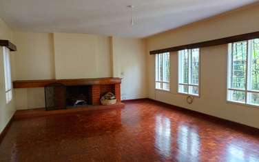 4 Bed House with Garden in Lake View