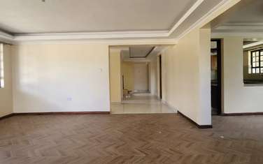 5 Bed House with En Suite in Thome